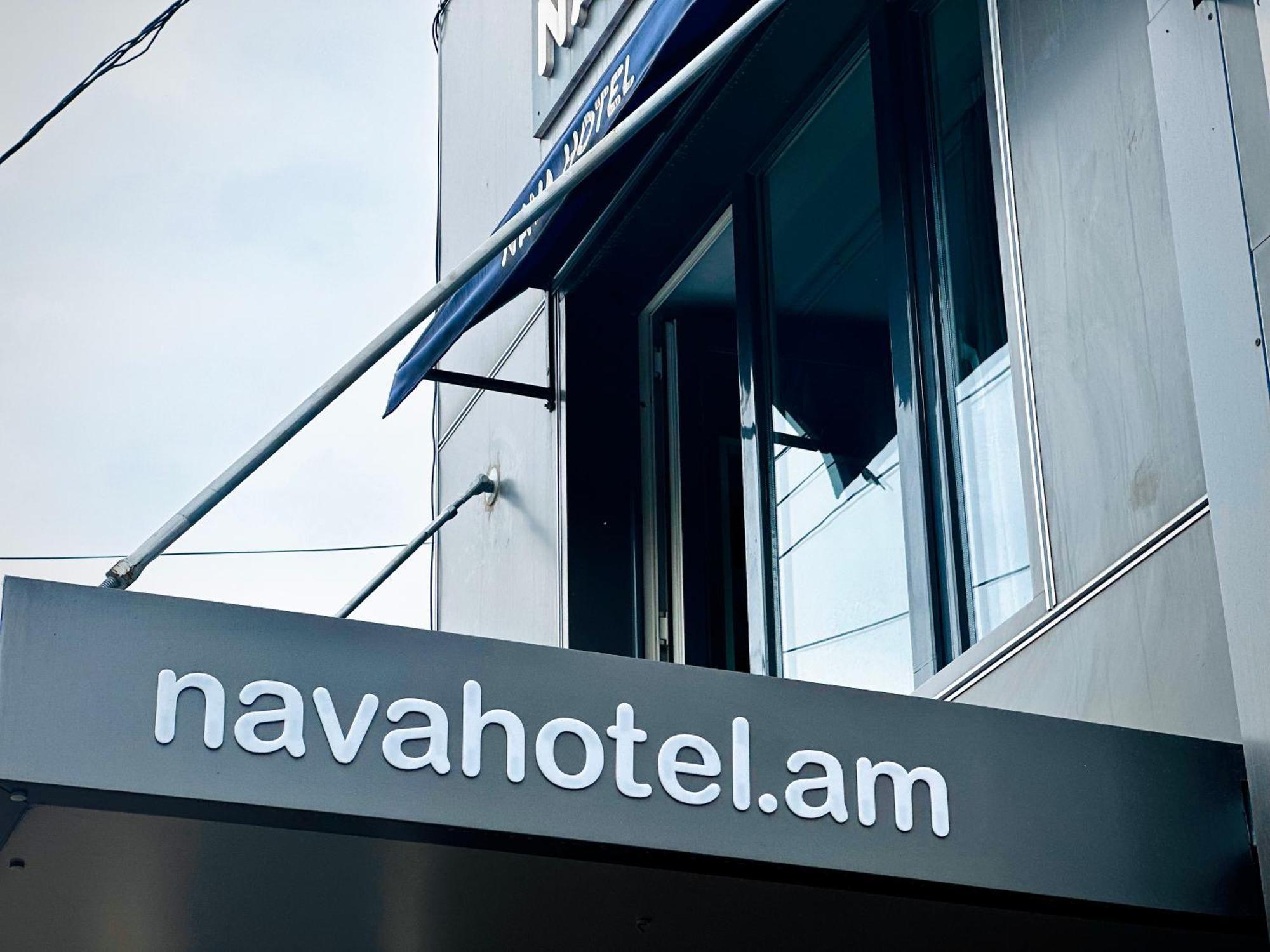 Nava Hotel Yerevan Bagian luar foto