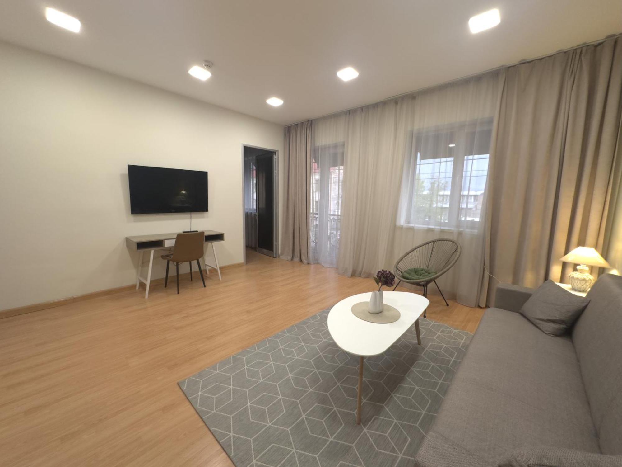 Nava Hotel Yerevan Bagian luar foto