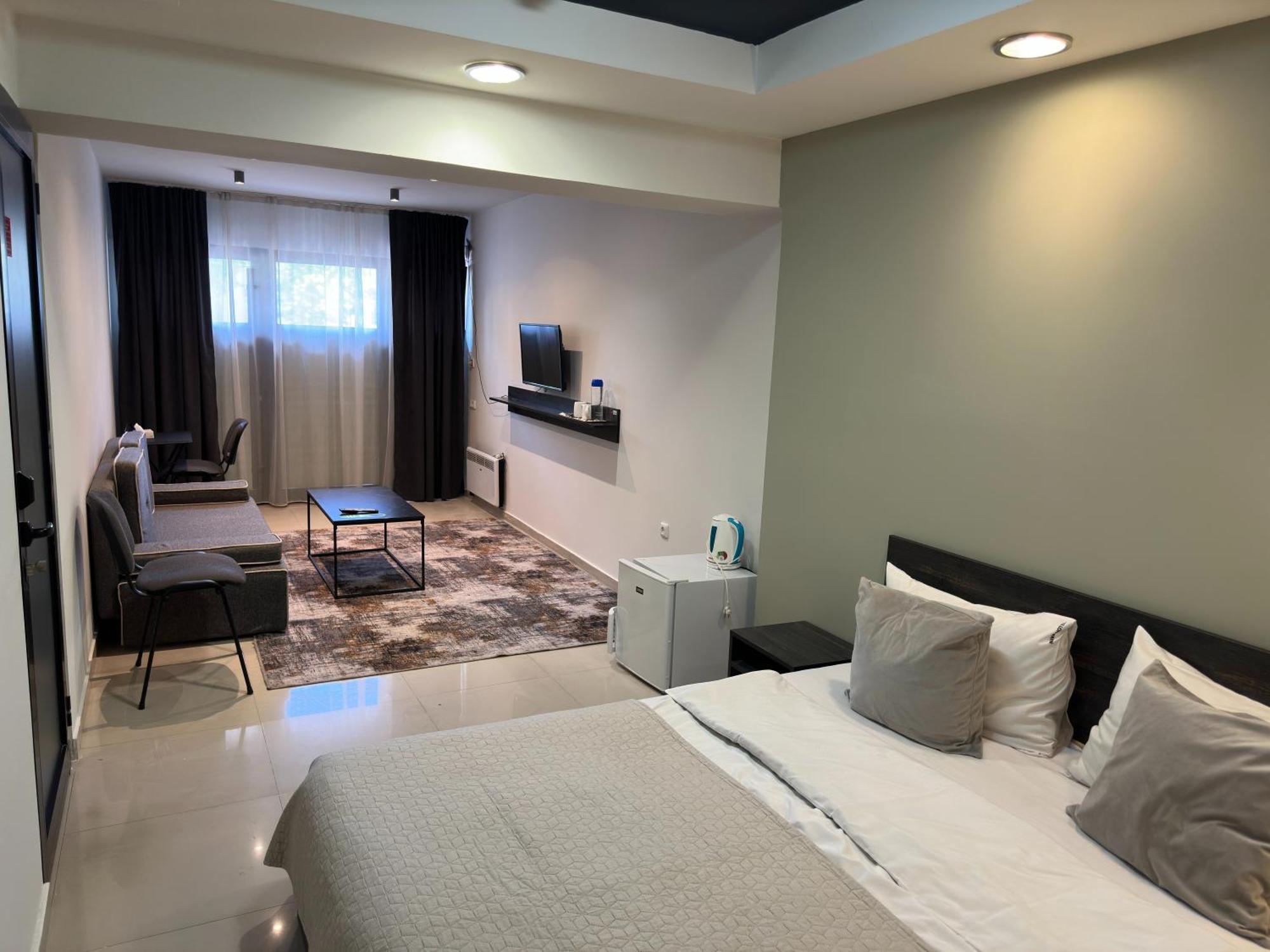Nava Hotel Yerevan Bagian luar foto