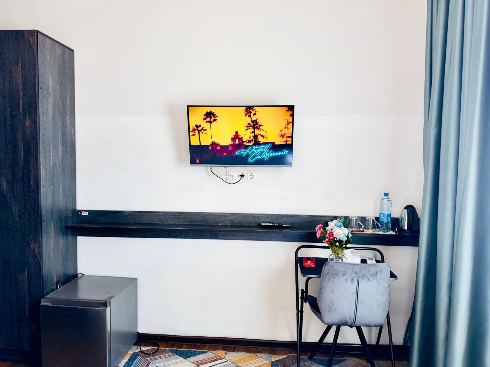 Nava Hotel Yerevan Bagian luar foto