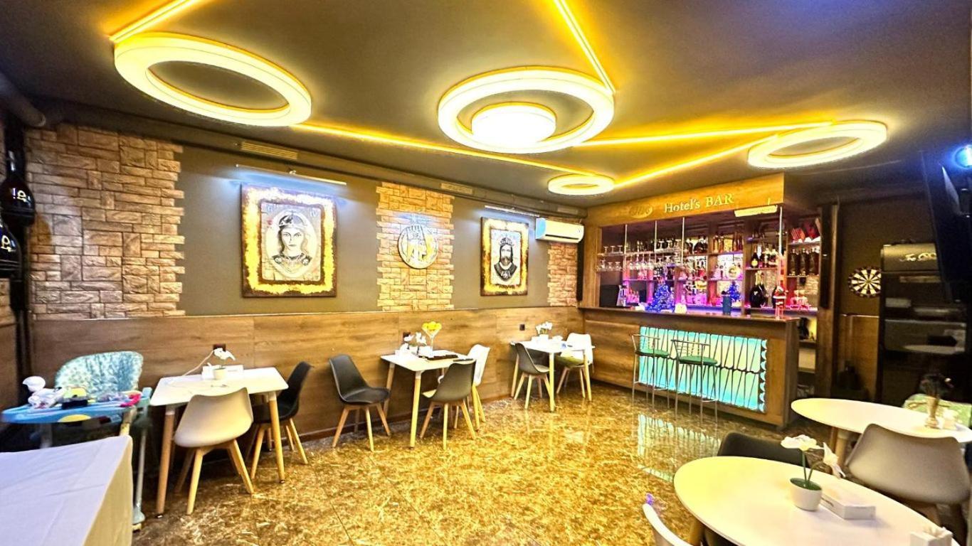Nava Hotel Yerevan Bagian luar foto